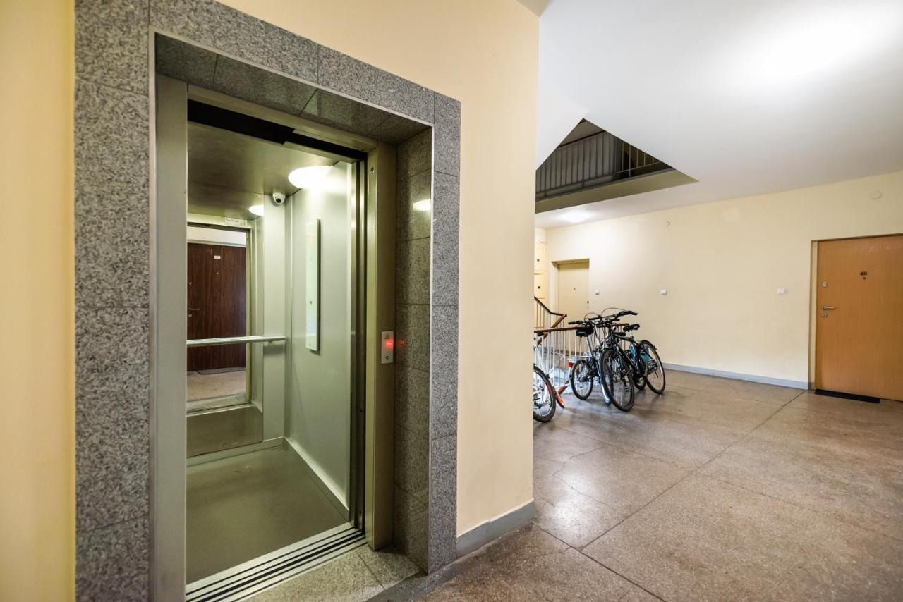 City Centre High Floor View Apartments وارسو المظهر الخارجي الصورة